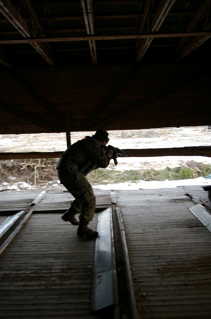 image050smalll1.jpg